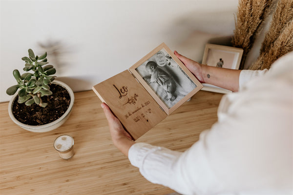 Marco de fotos personalizado libro - Natalicio