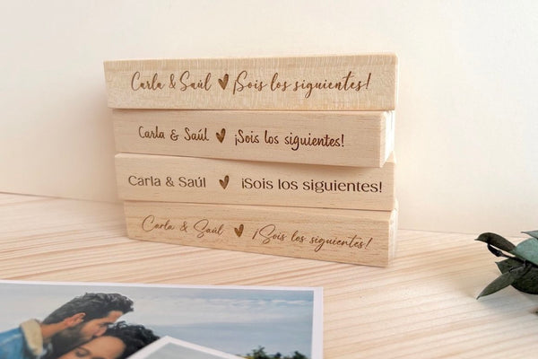 Base porta fotos - ¡Sois los siguientes!