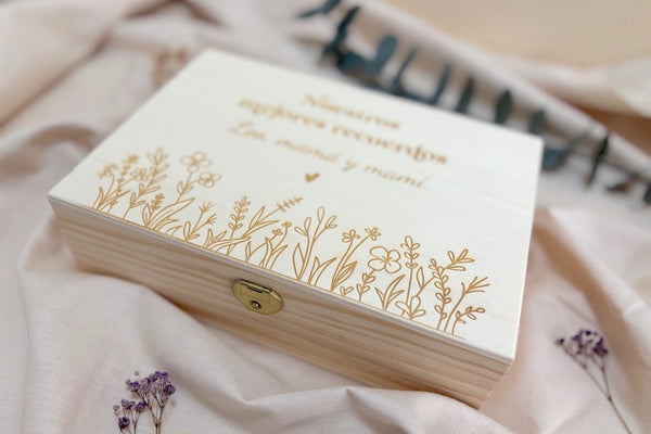 Caja recuerdos - Flores y corazón