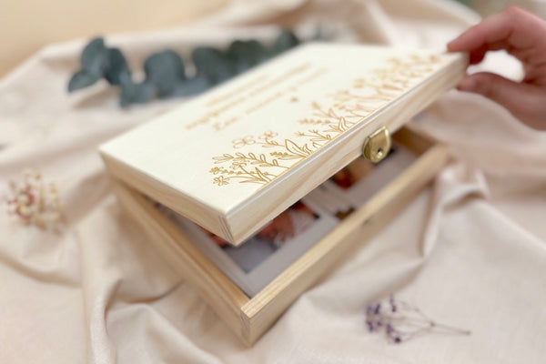 Caja recuerdos - Flores y corazón