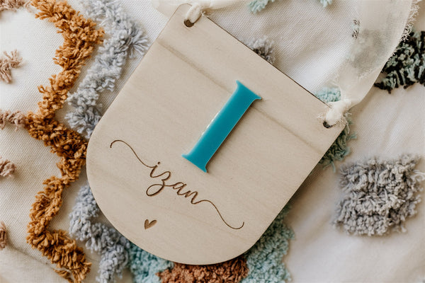 Arco inicial - troquelada o metacrilato