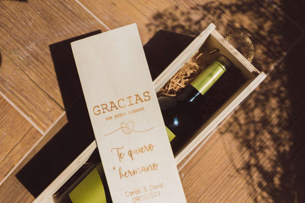 Caja de vino en madera - Corazón - Lletres de Vida