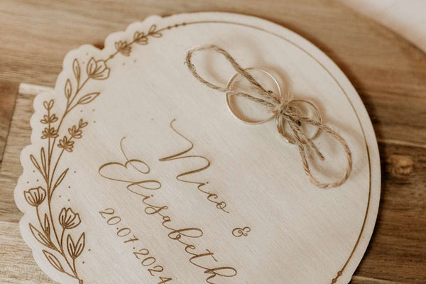 Porta alianzas - Placa corona floral - Lletres de Vida